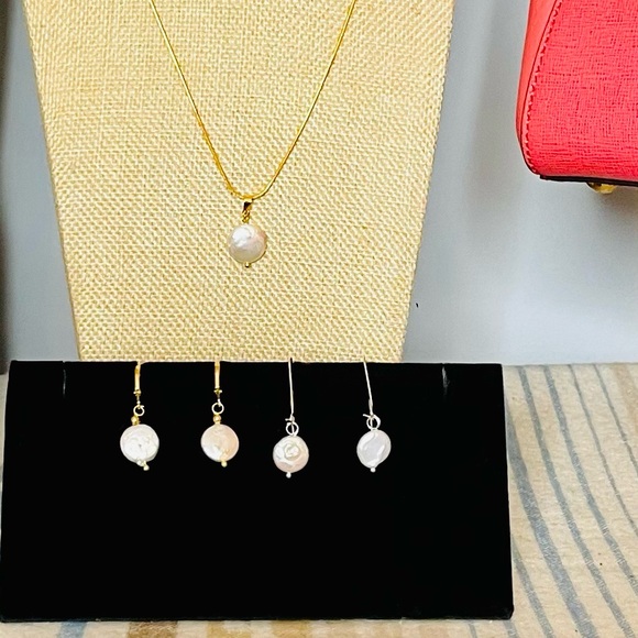 6 Piece Luxe Giftaway! Natural Coin Pearl Necklaces & Earrings - Picture 5 of 11